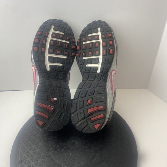 Nike Reax Run 5 Womens Size 9 407987-116 White Metallic Silver Running Shoes - Picture 7 of 8